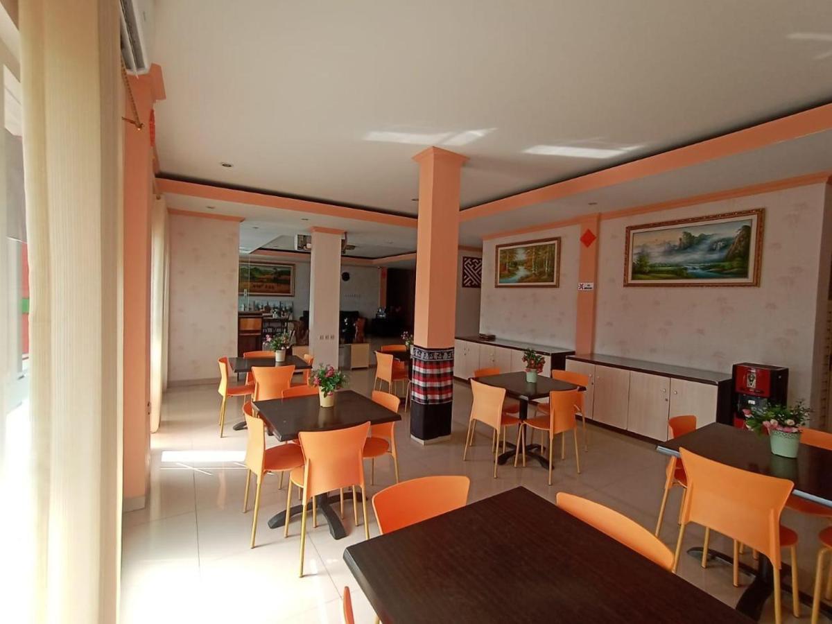 Oyo 90473 Gowin Hotel